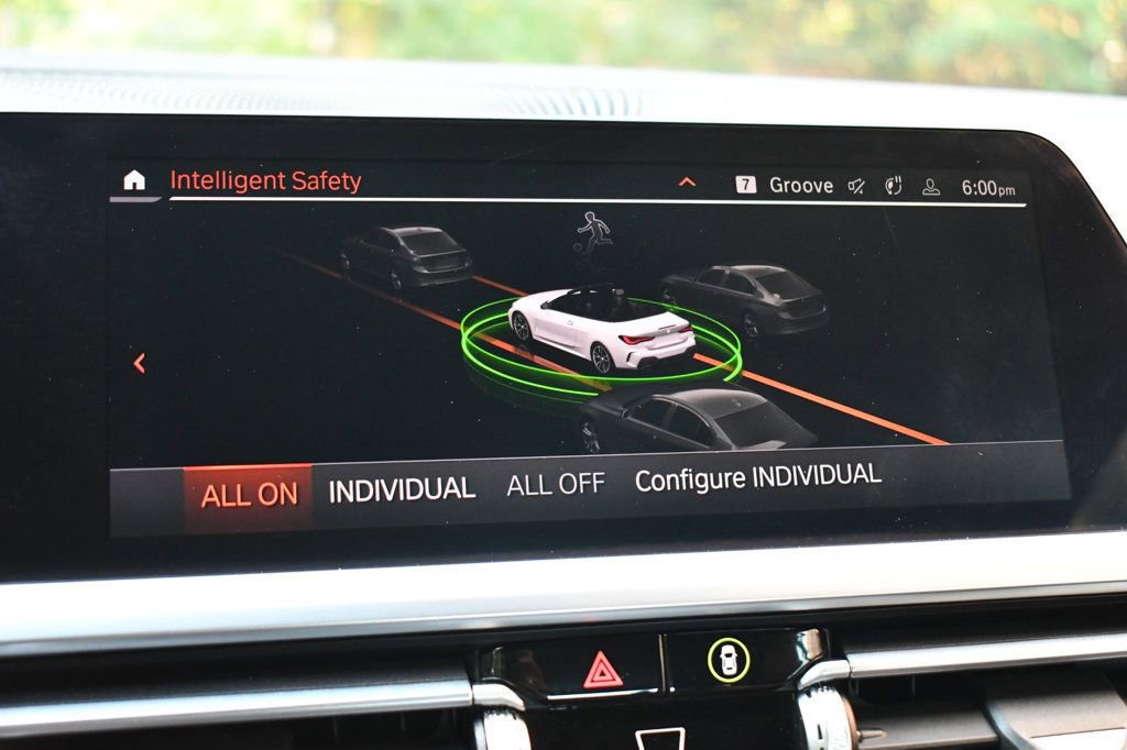 Used 2022 BMW M440i Convertible image 54