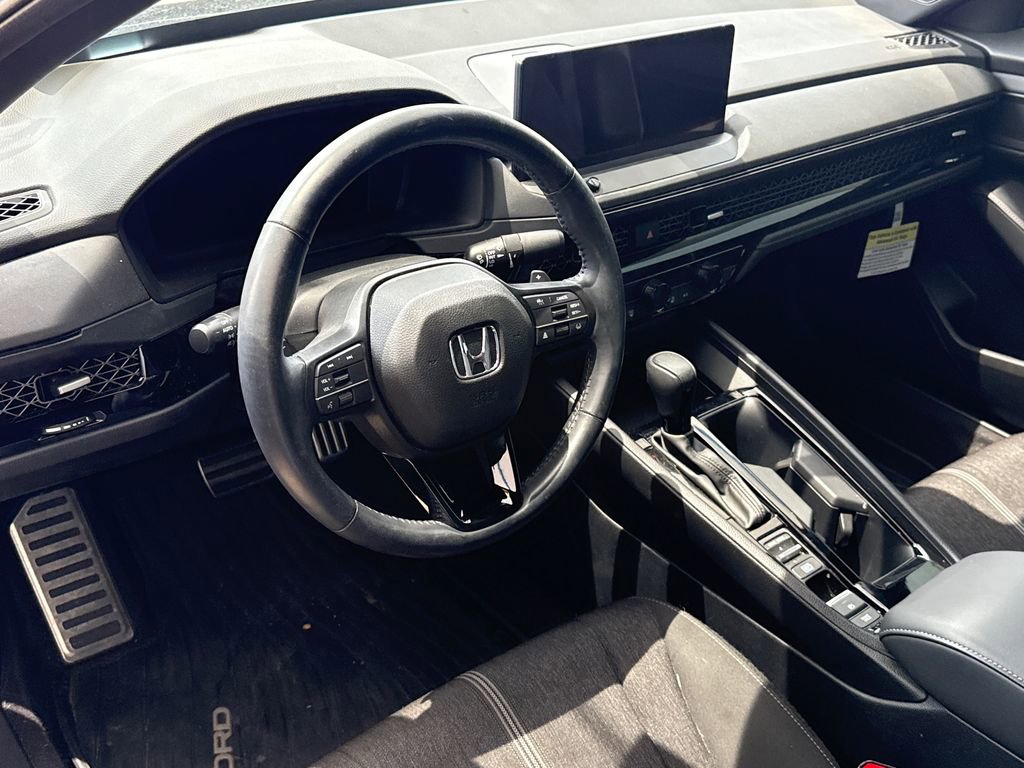 Used 2023 Honda Accord Sport image 11