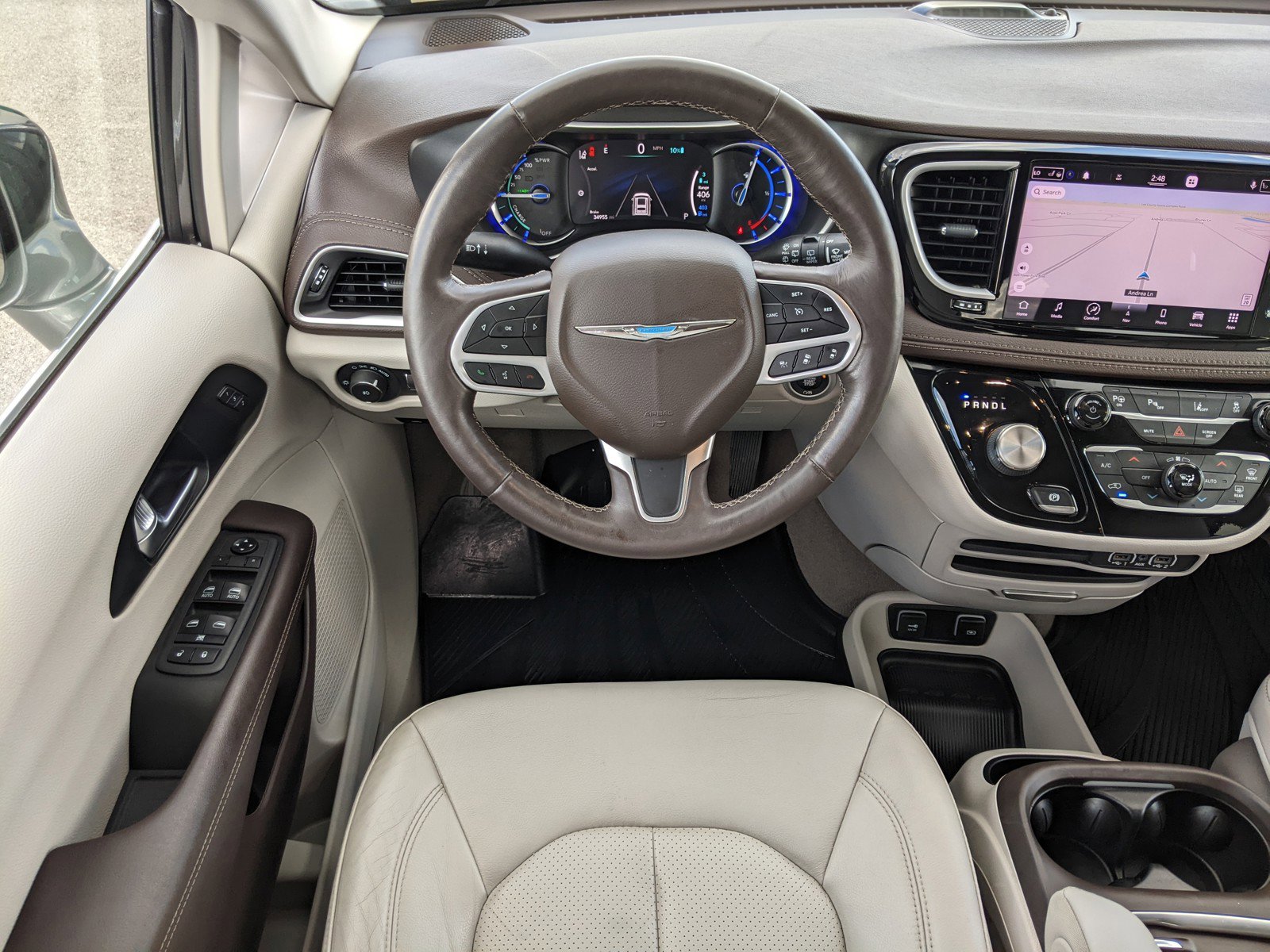 Used 2021 Chrysler Pacifica Touring-L image 14