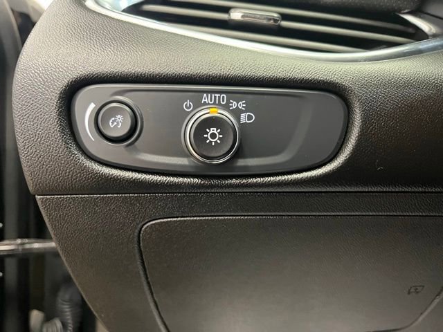 Used 2024 Chevrolet Malibu LT image 14