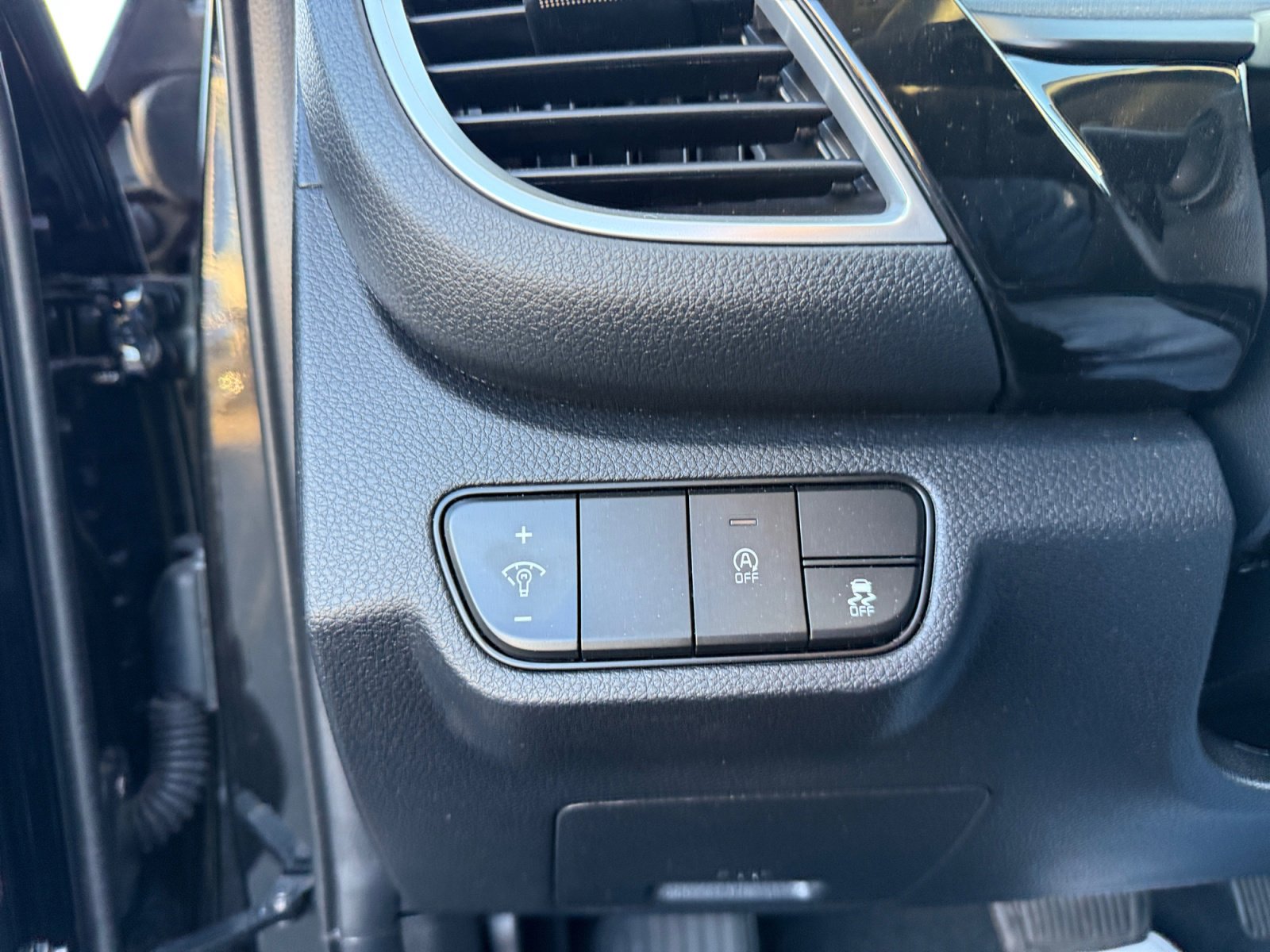 Used 2025 Kia Seltos S image 20