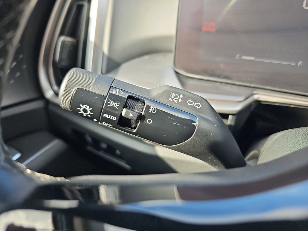 Used 2024 Kia Sorento EX w/ Panoramic Sunroof Package image 32