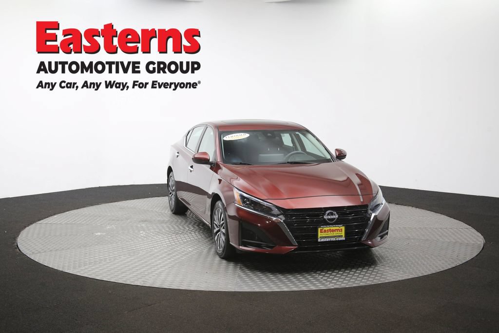 Used 2024 Nissan Altima 2.5 SV w/ SV Premium Package AWD/4WD image 52