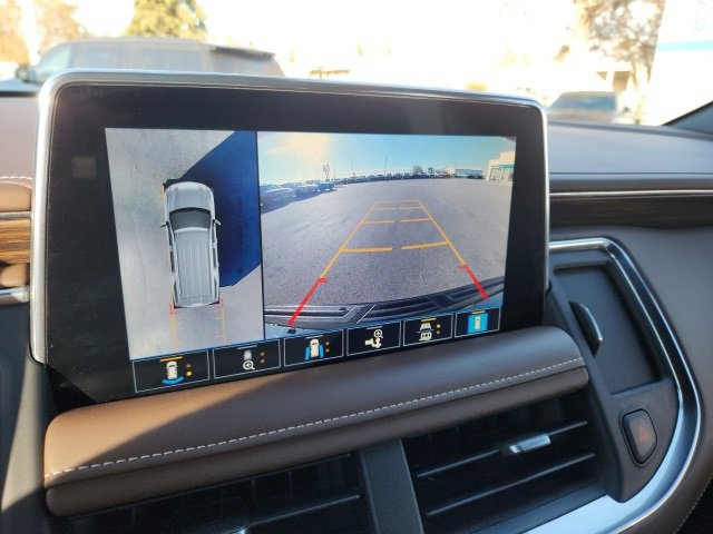 Used 2021 Chevrolet Suburban High Country image 31