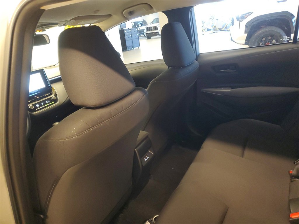 Used 2023 Toyota Corolla LE image 11