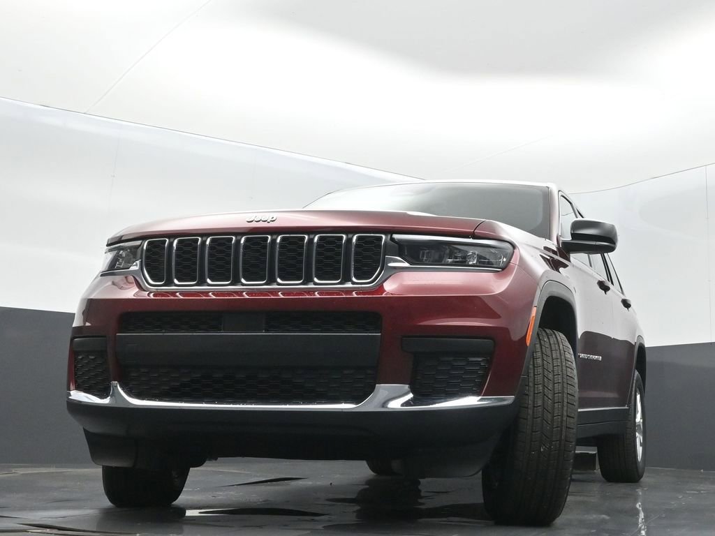 New 2026 Jeep Grand Cherokee L Laredo AWD/4WD image 33