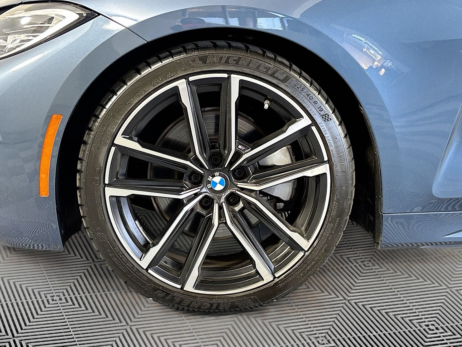 Used 2021 BMW 430i Convertible w/ M Sport Package RWD image 33