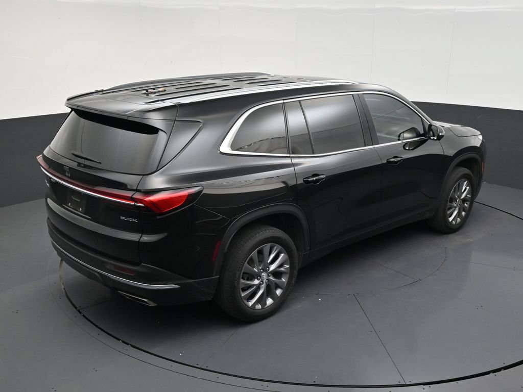 Used 2025 Buick Enclave Preferred w/ Power Package FWD image 16