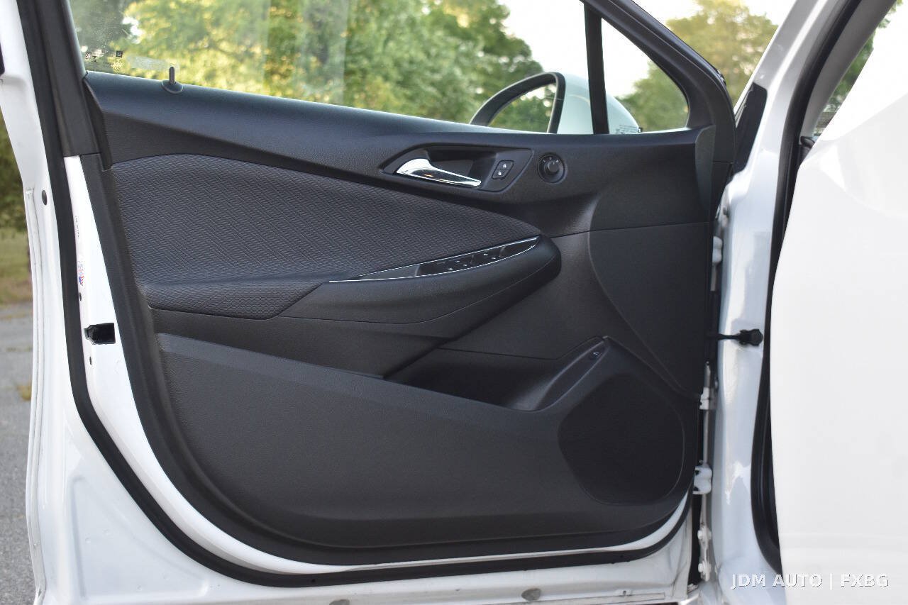 Used 2018 Chevrolet Cruze LT w/ LT Fleet Convenience Package FWD image 8