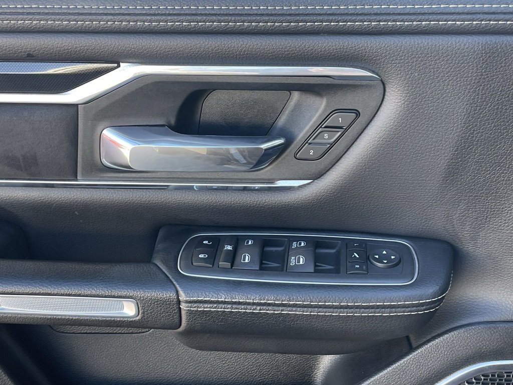Used 2022 RAM 1500 Laramie w/ Sport Appearance Package image 21