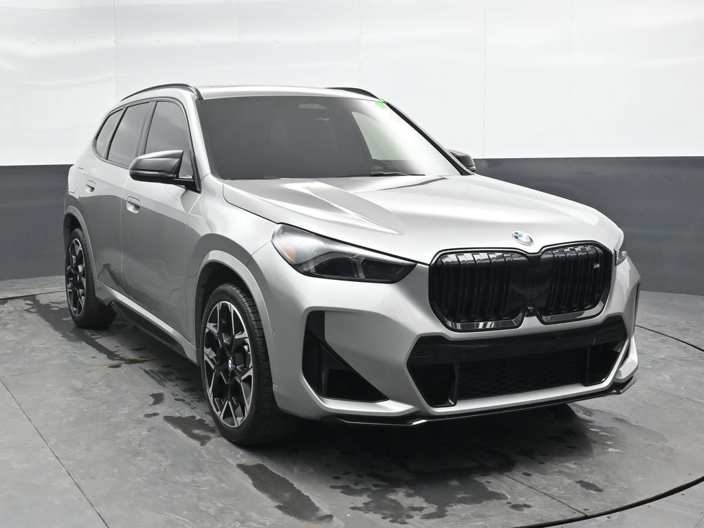 Used 2025 BMW X1 M35i w/ Premium Package image 4