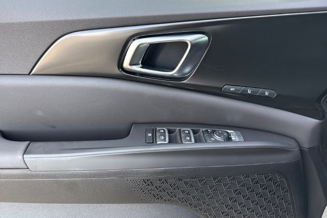 New 2027 Kia Carnival SX Prestige FWD image 12