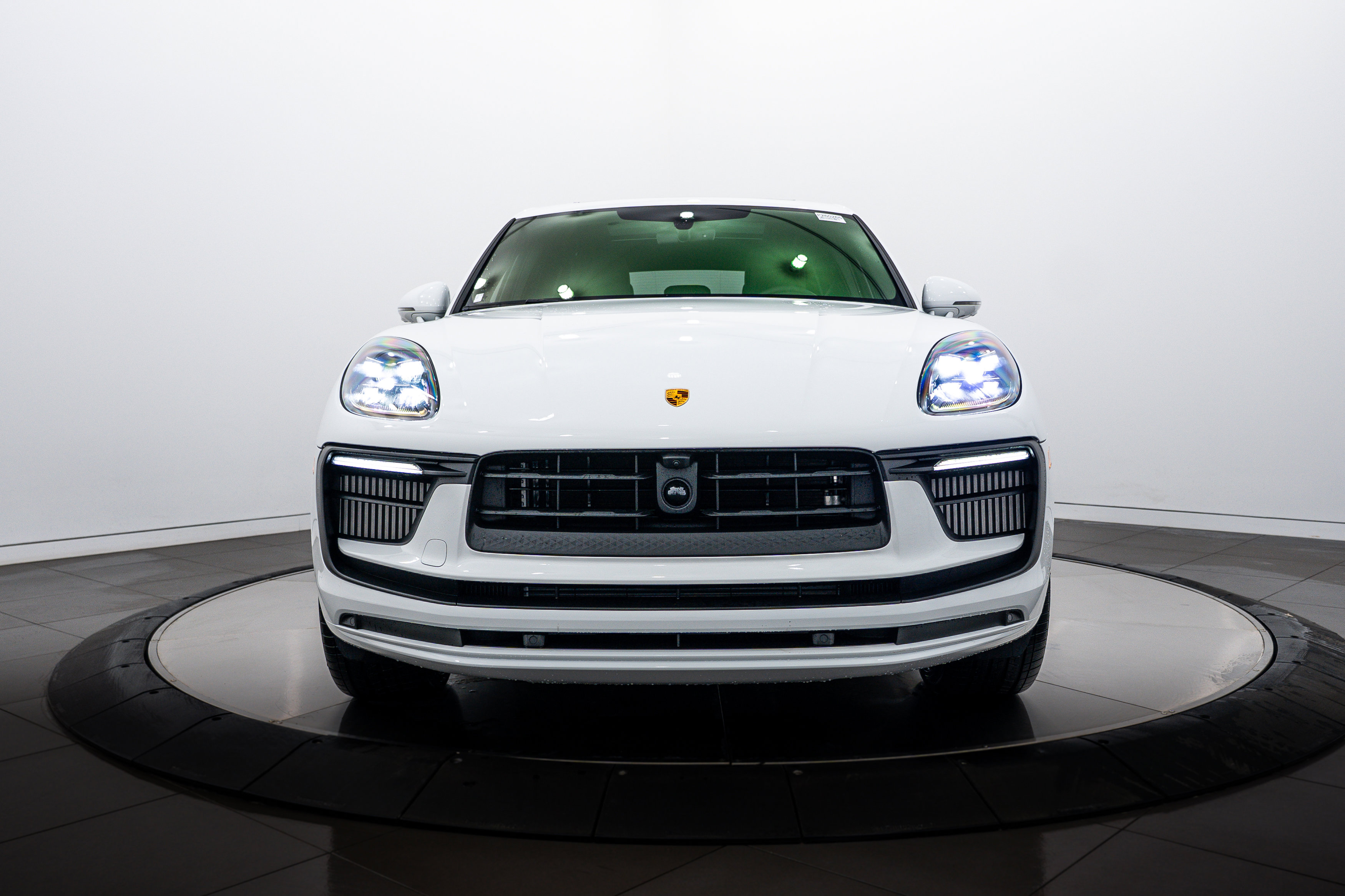 New 2026 Porsche Macan S image 10