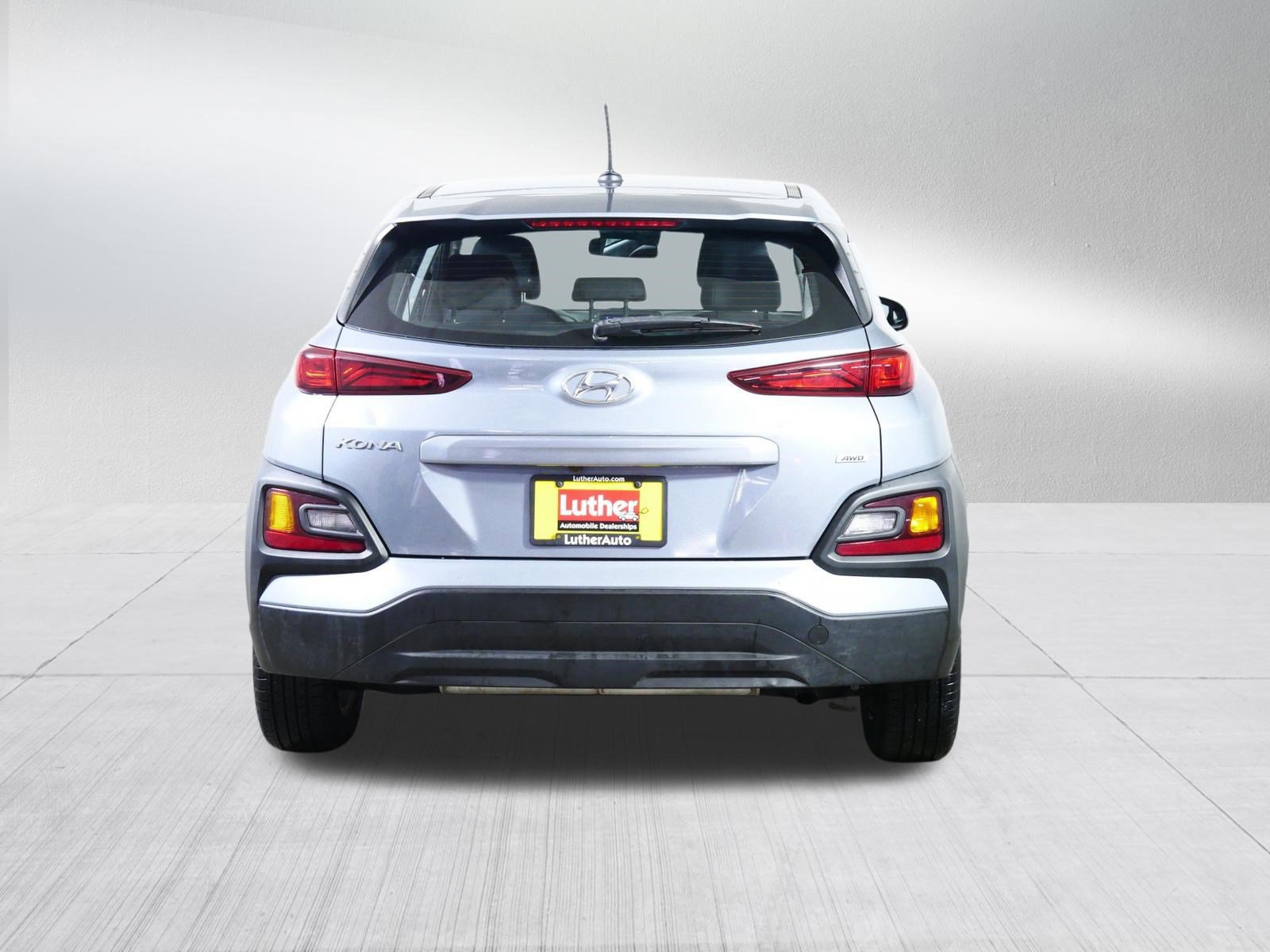 Used 2021 Hyundai Kona SE AWD/4WD image 6