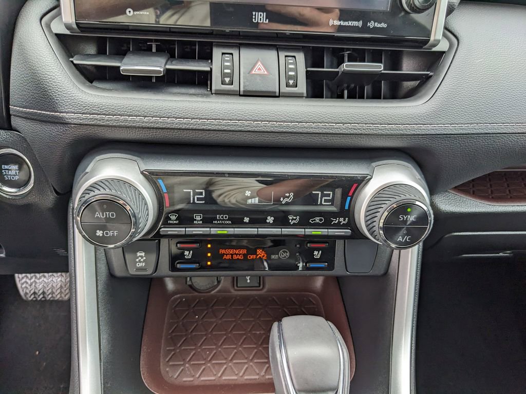 Used 2022 Toyota RAV4 Limited image 28