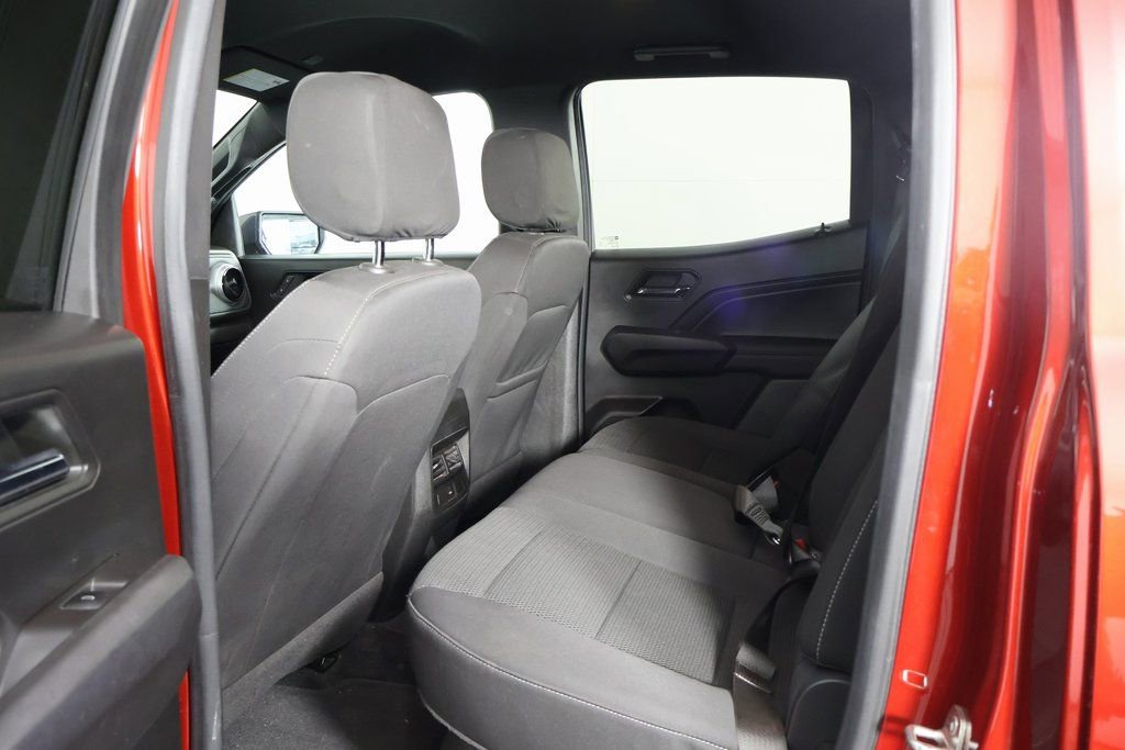Used 2023 Chevrolet Colorado LT AWD/4WD image 11