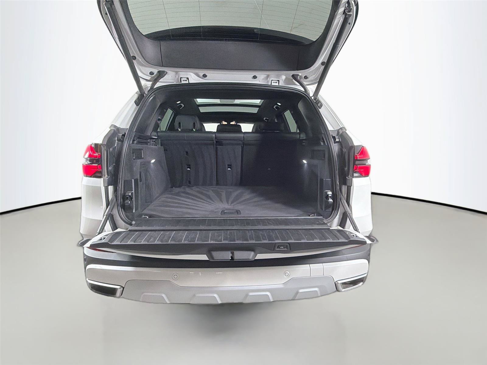 Used 2024 BMW X5 xDrive40i w/ Climate Comfort Package AWD/4WD image 24