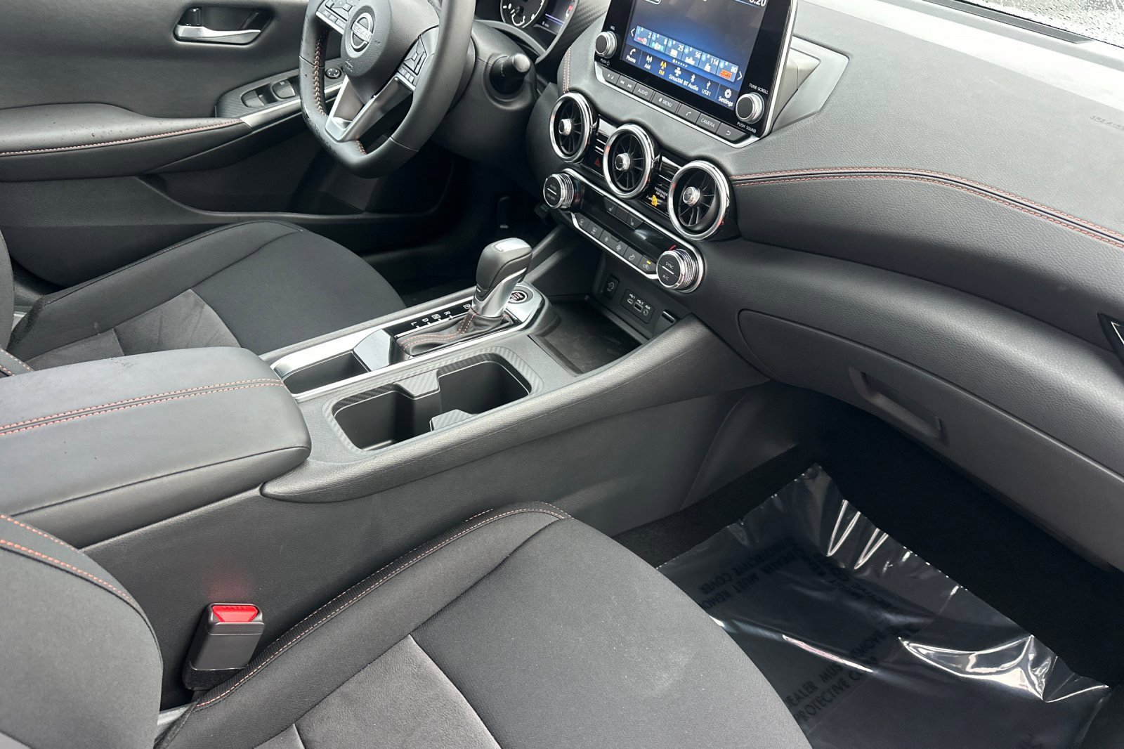 New 2025 Nissan Sentra SR image 17