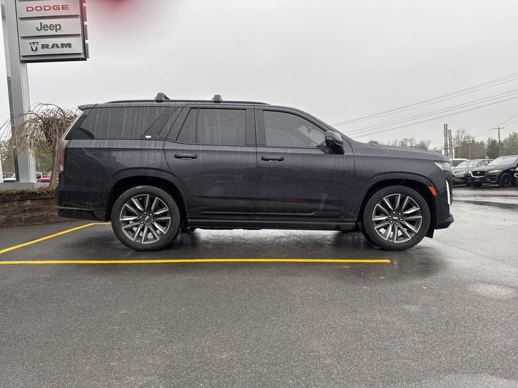 Used 2022 Cadillac Escalade Sport Platinum AWD/4WD image 2