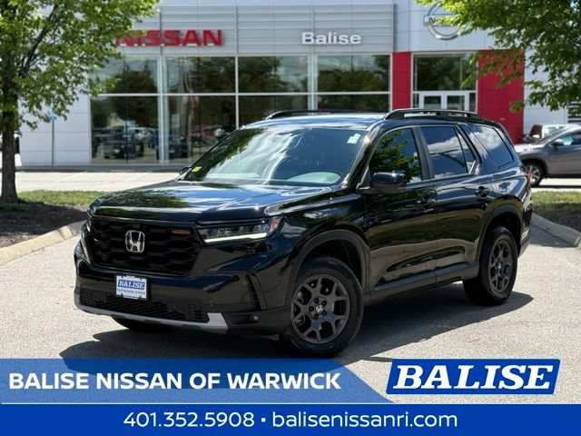 Used 2025 Honda Pilot TrailSport video 1