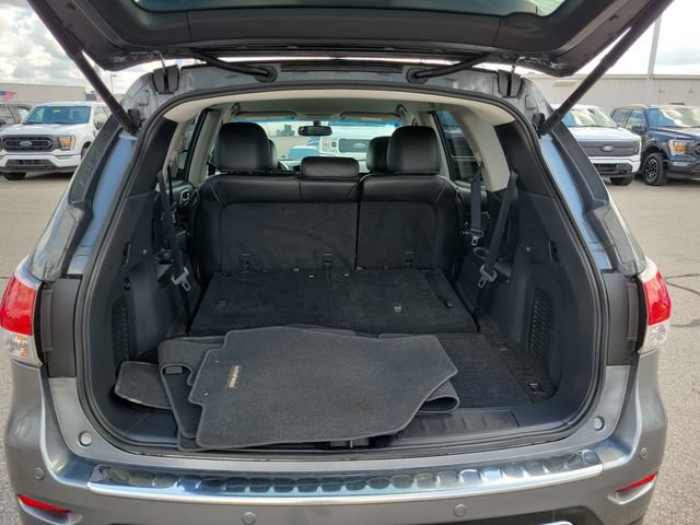 Used 2016 Nissan Pathfinder SL FWD image 24