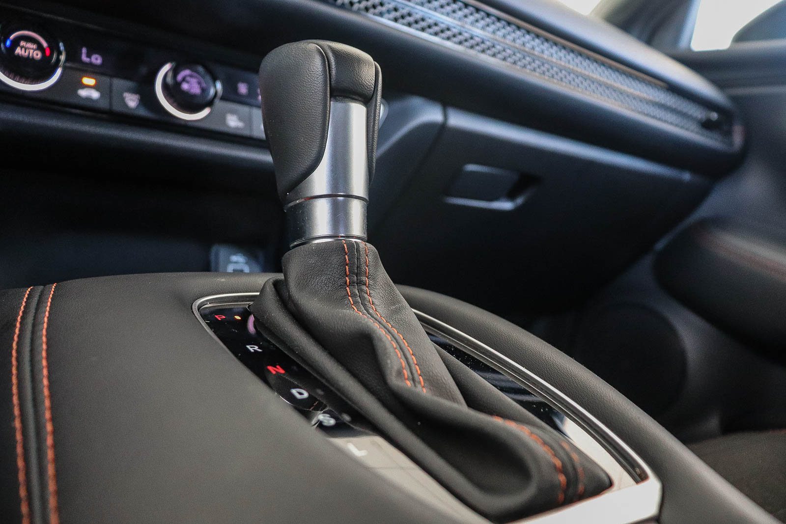 Certified 2025 Honda HR-V Sport image 26
