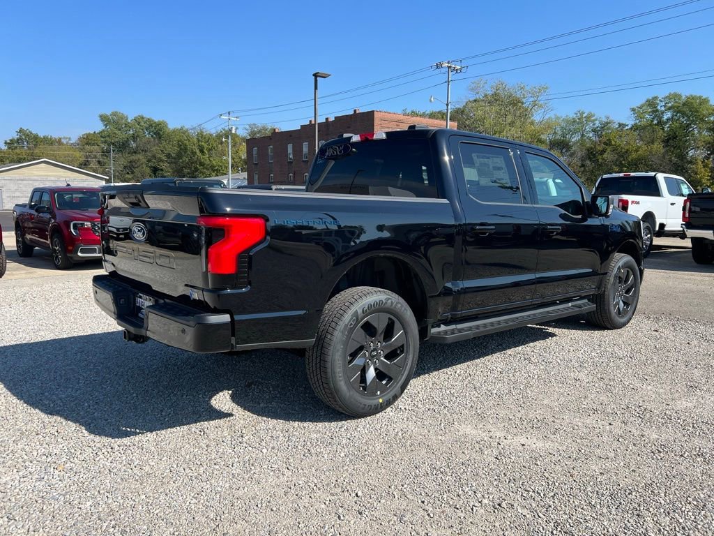 New 2025 Ford F150 Lightning Flash image 8