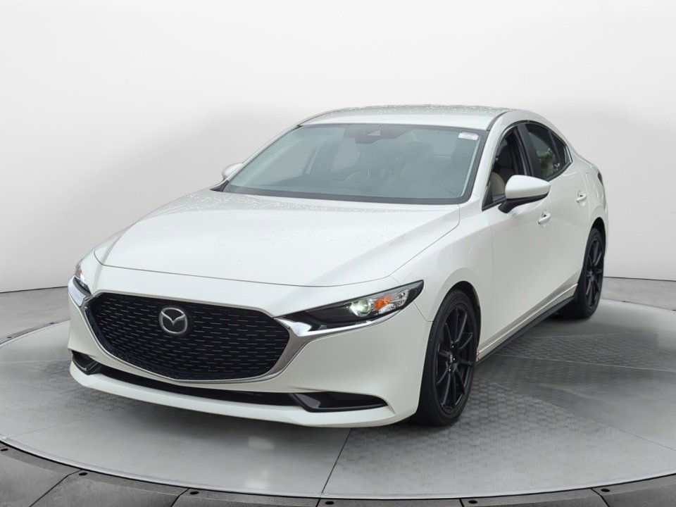 Used 2019 MAZDA MAZDA3 Sedan w/ Select Package image 3