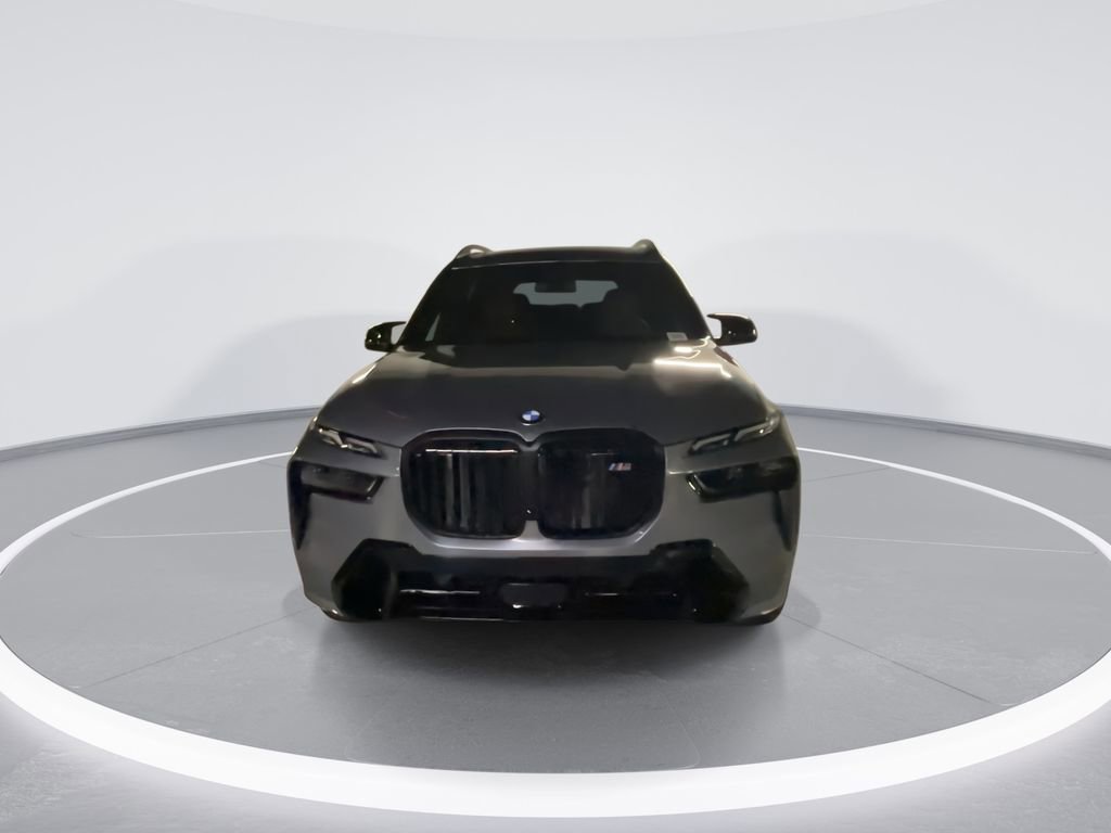 New 2026 BMW X7 M60i image 3