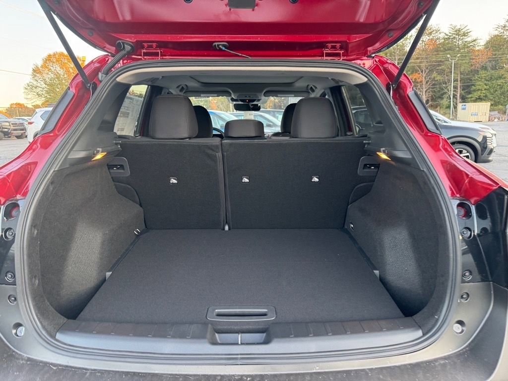 New 2026 Nissan Kicks SV w/ SV Premium Package FWD image 10