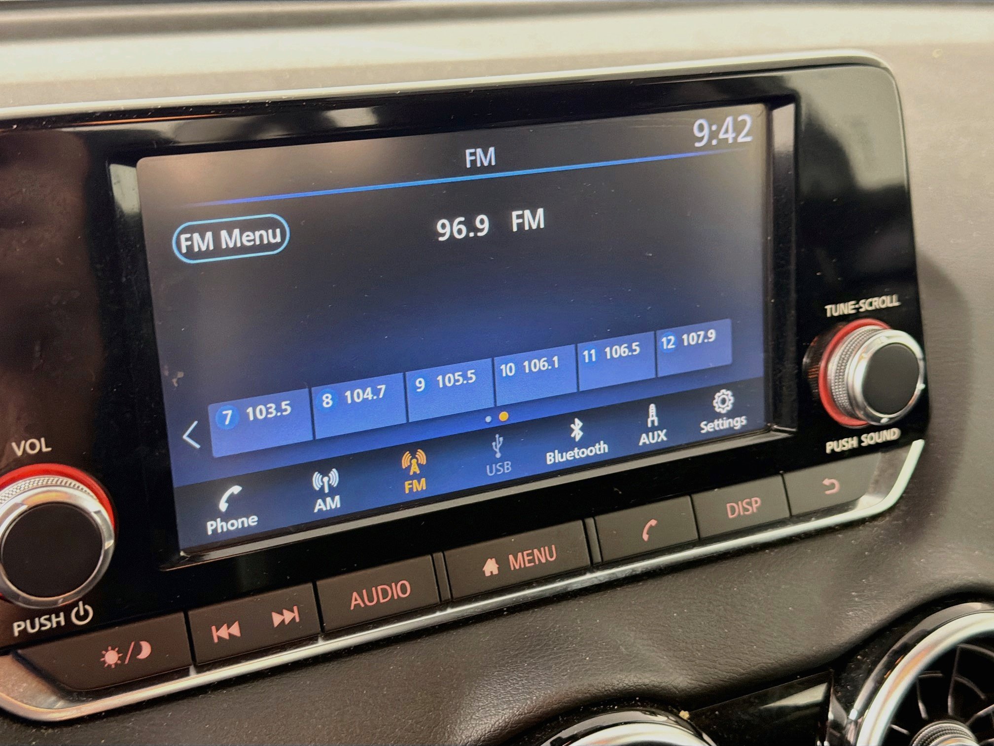 Used 2024 Nissan Sentra S FWD image 19