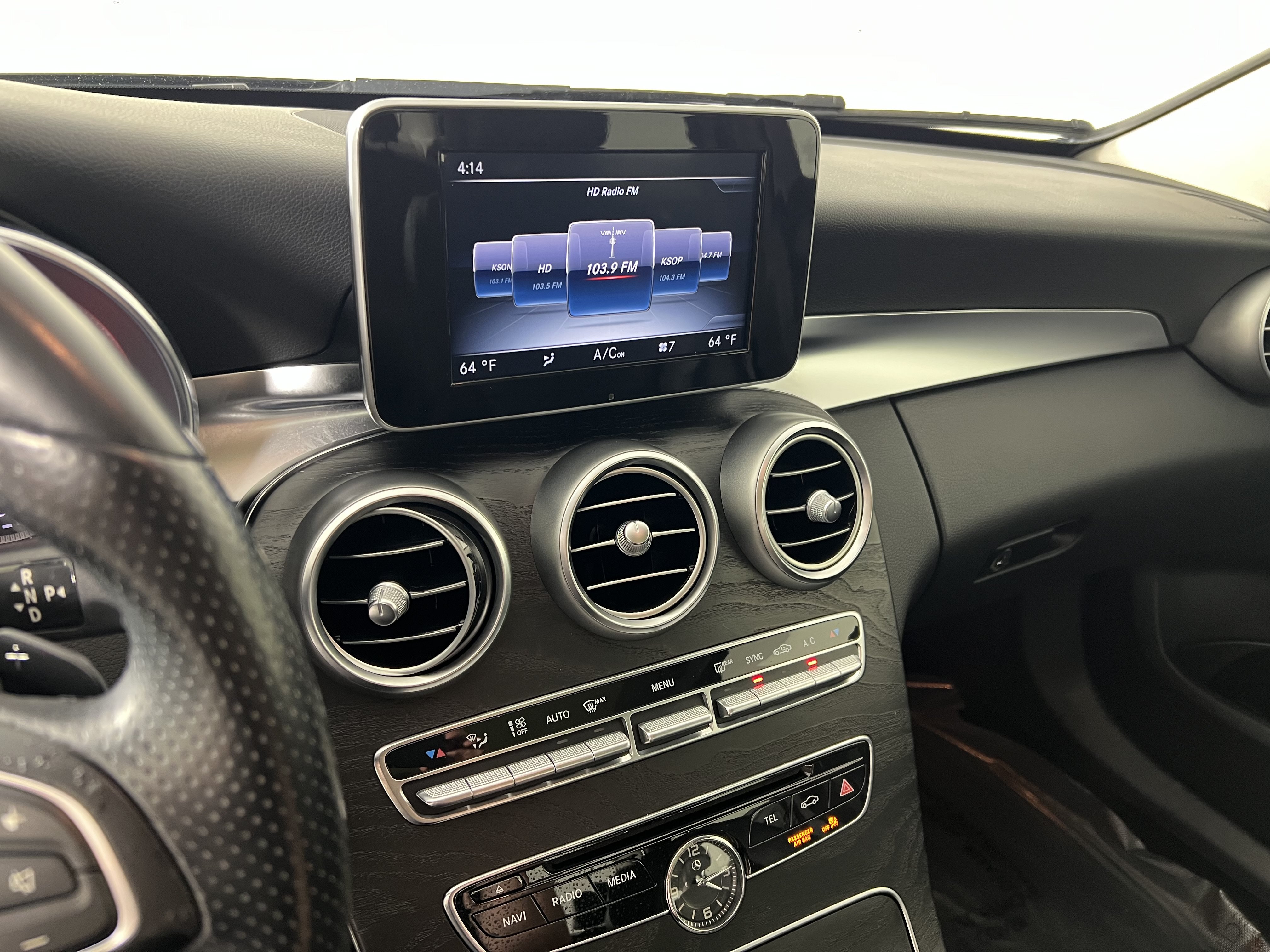Used 2017 Mercedes-Benz C 300 4MATIC Sedan image 29