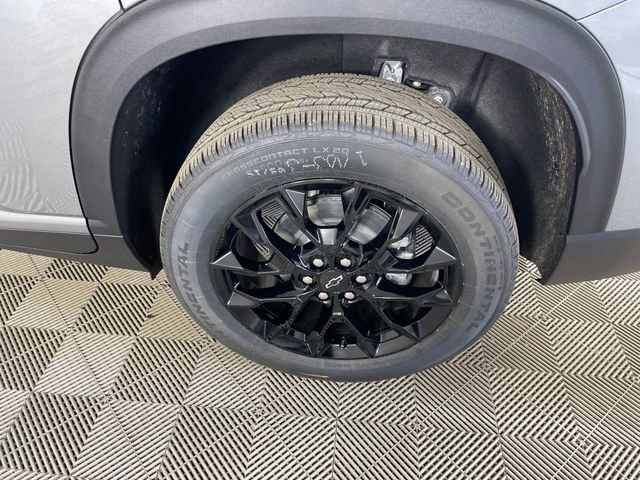 New 2026 Chevrolet Traverse LT w/ Midnight/Sport Edition AWD/4WD image 17