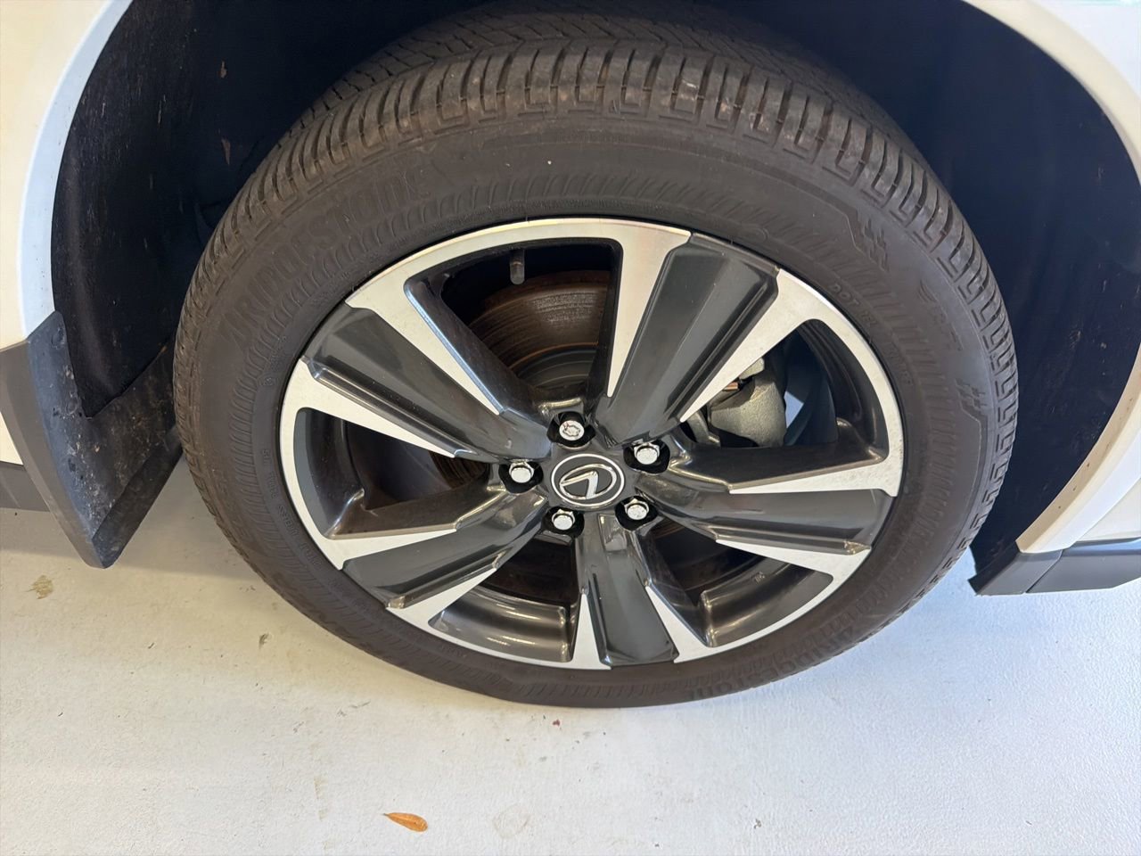 Used 2025 Lexus UX 300h FWD w/ Accessory Package (Z1) image 12