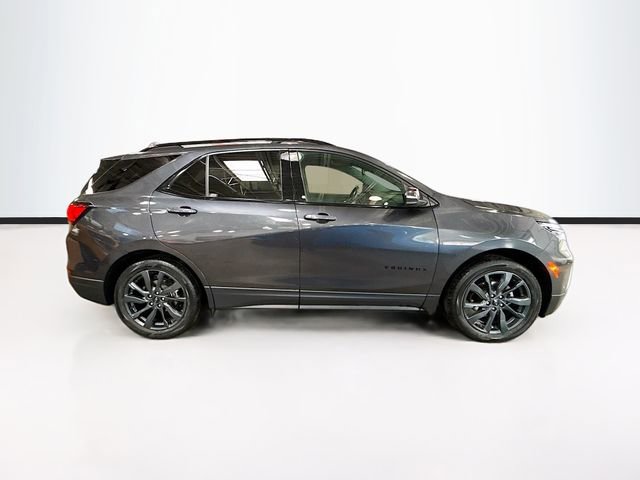 Used 2022 Chevrolet Equinox RS w/ RS Leather Package AWD/4WD image 5