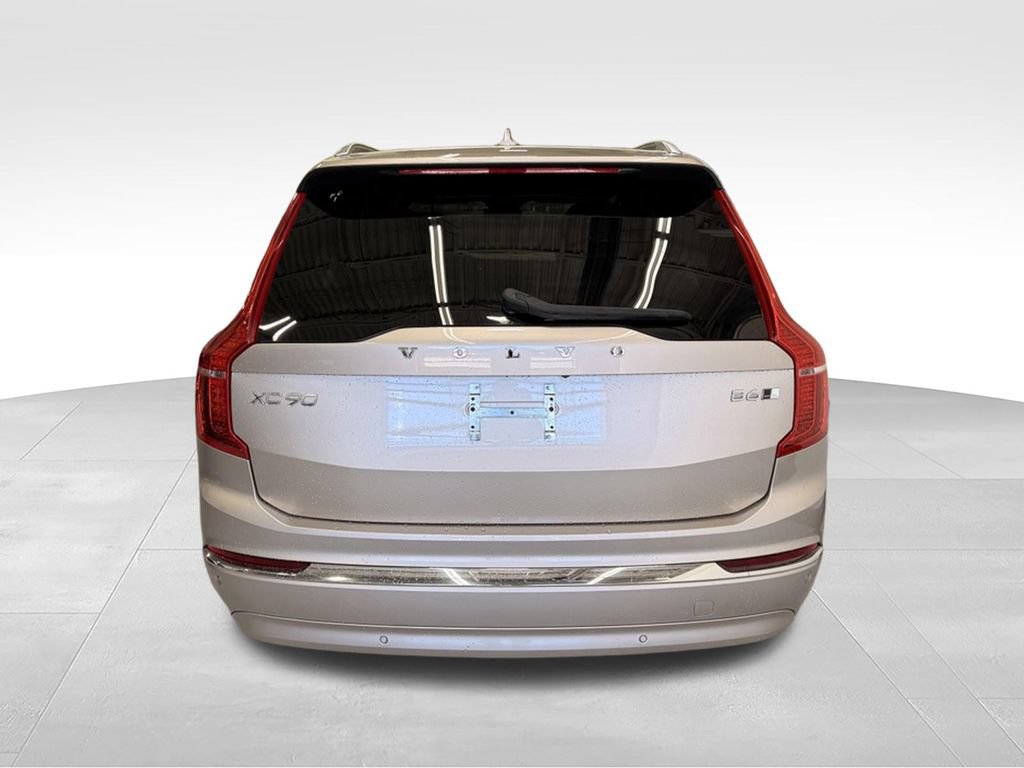 Used 2023 Volvo XC90 B6 Plus AWD/4WD image 4