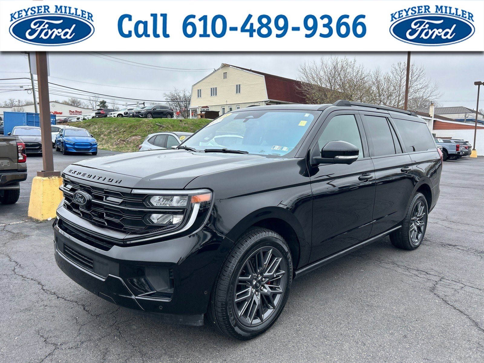 Certified 2025 Ford Expedition Max Platinum w/ Stealth Performance Package