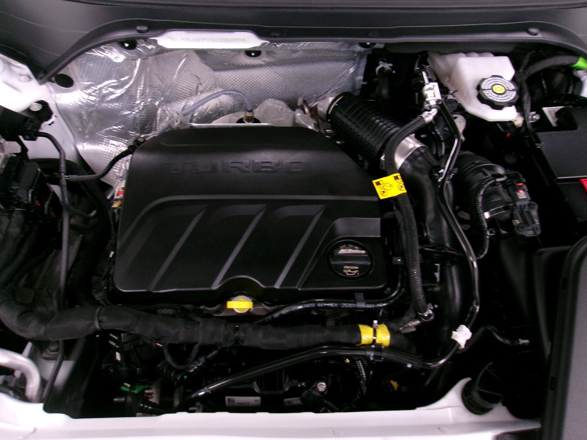 Used 2025 Chevrolet Trax LT FWD image 16