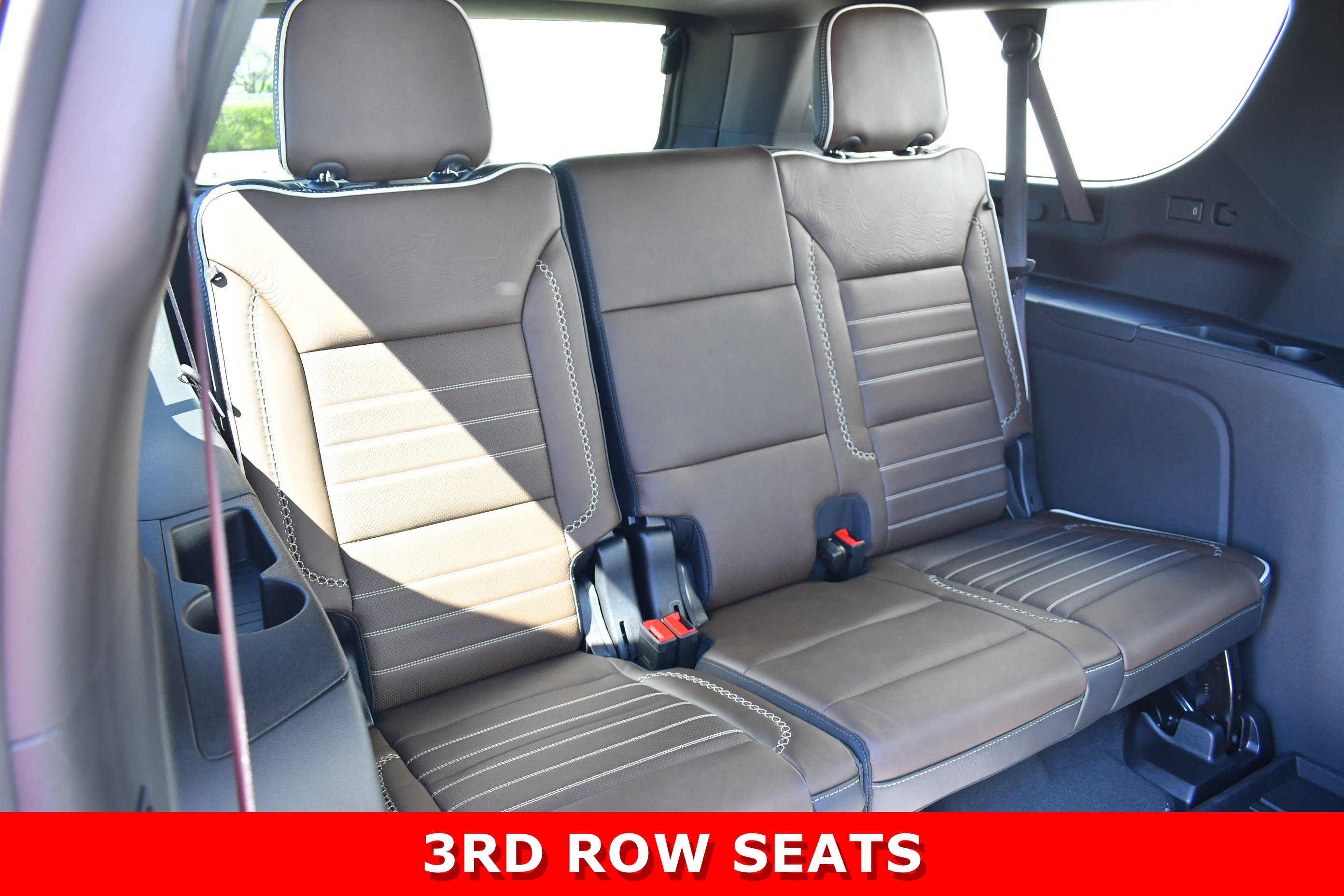 New 2026 GMC Yukon XL Denali Ultimate w/ LPO, Floor Liner Package image 33