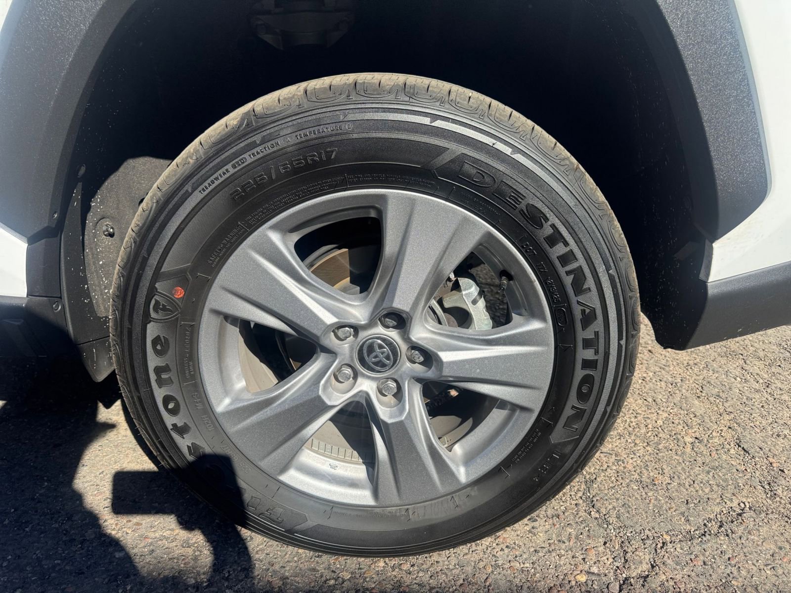 Used 2025 Toyota RAV4 LE image 29