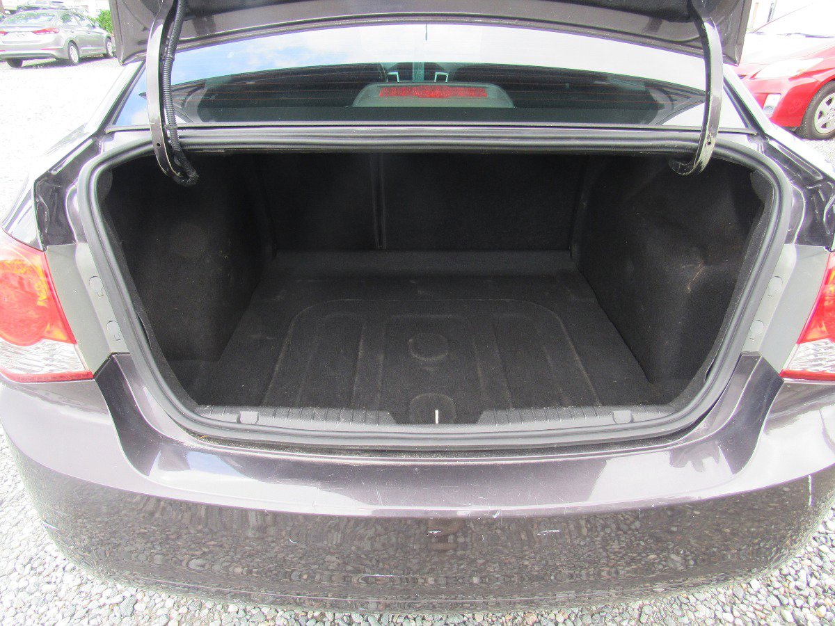 Used 2014 Chevrolet Cruze LT image 4