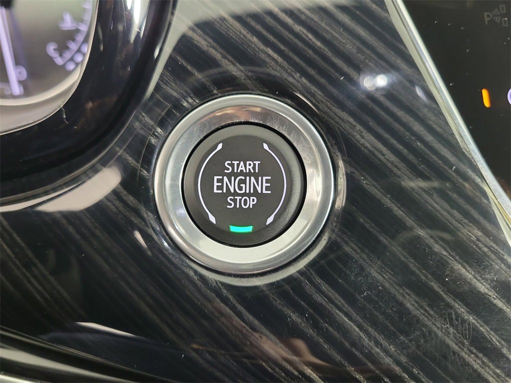 Certified 2024 Cadillac XT6 Premium Luxury w/ LPO, Floor Liner Package image 30