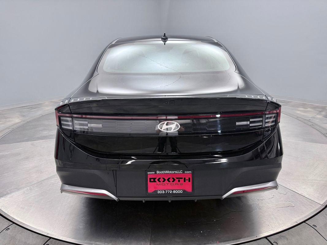 Used 2025 Hyundai Sonata SE FWD image 6