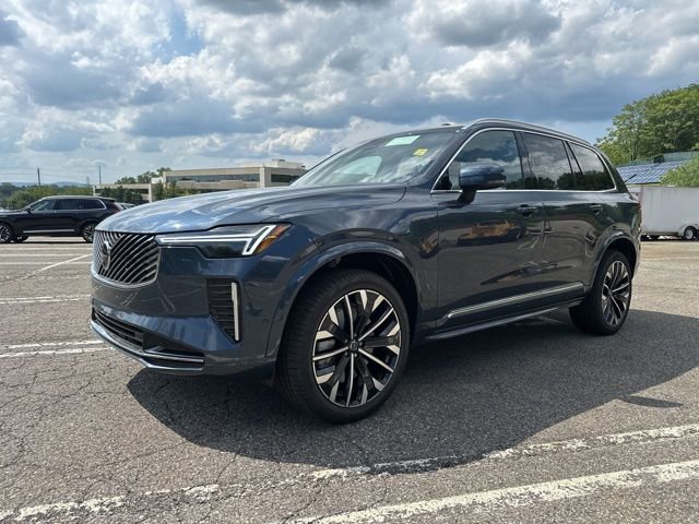 New 2026 Volvo XC90 B6 Plus w/ Protection Package Premier image 3