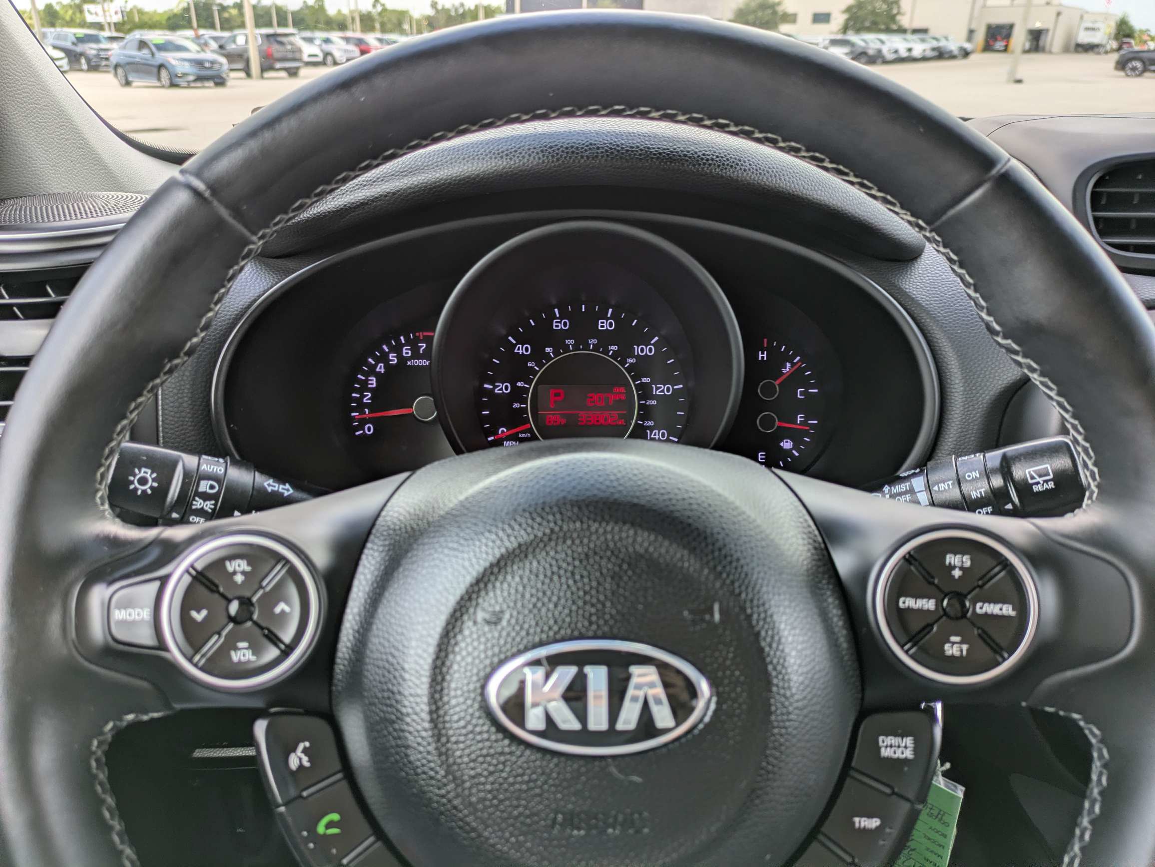 Used 2017 Kia Soul + w/ Designer's Package FWD image 29