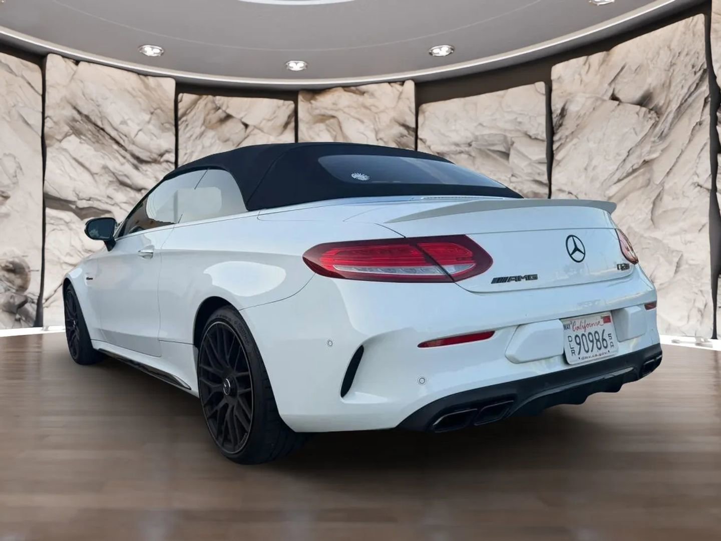 Used 2017 Mercedes-Benz C 63 AMG Cabriolet image 9