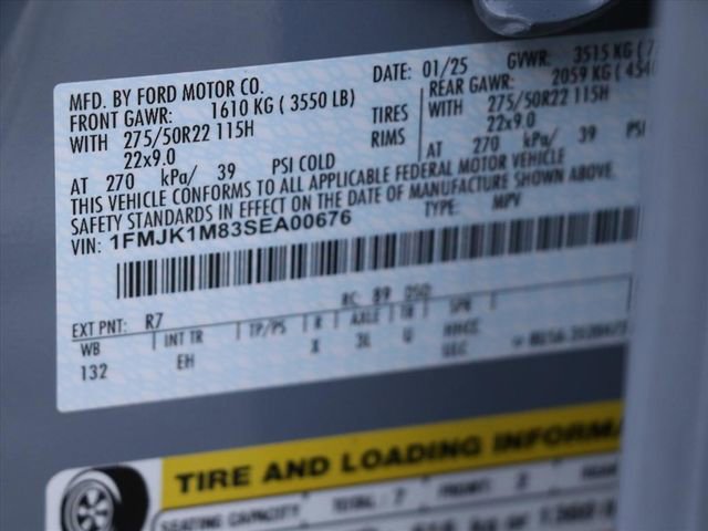 Used 2025 Ford Expedition Max Platinum w/ Stealth Appearance Package image 31