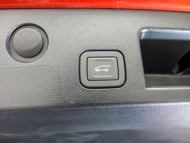 New 2026 Chevrolet Equinox RS w/ LPO, Floor Liner Package image 9