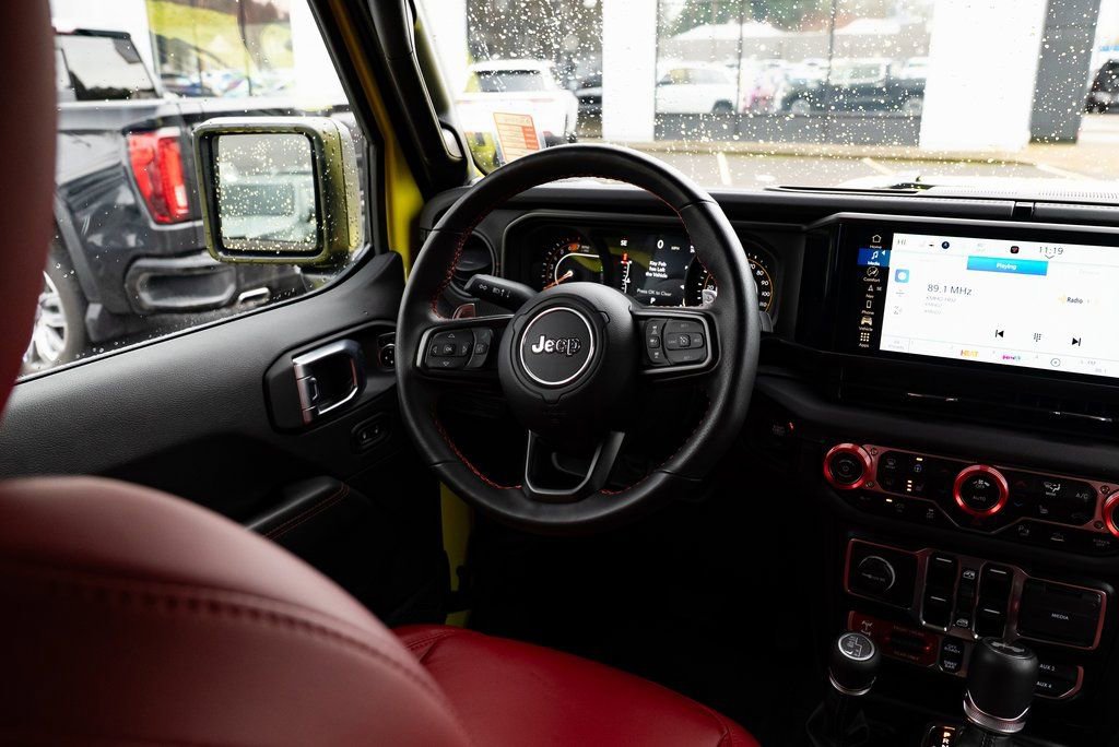 Used 2024 Jeep Wrangler Rubicon 392 image 10