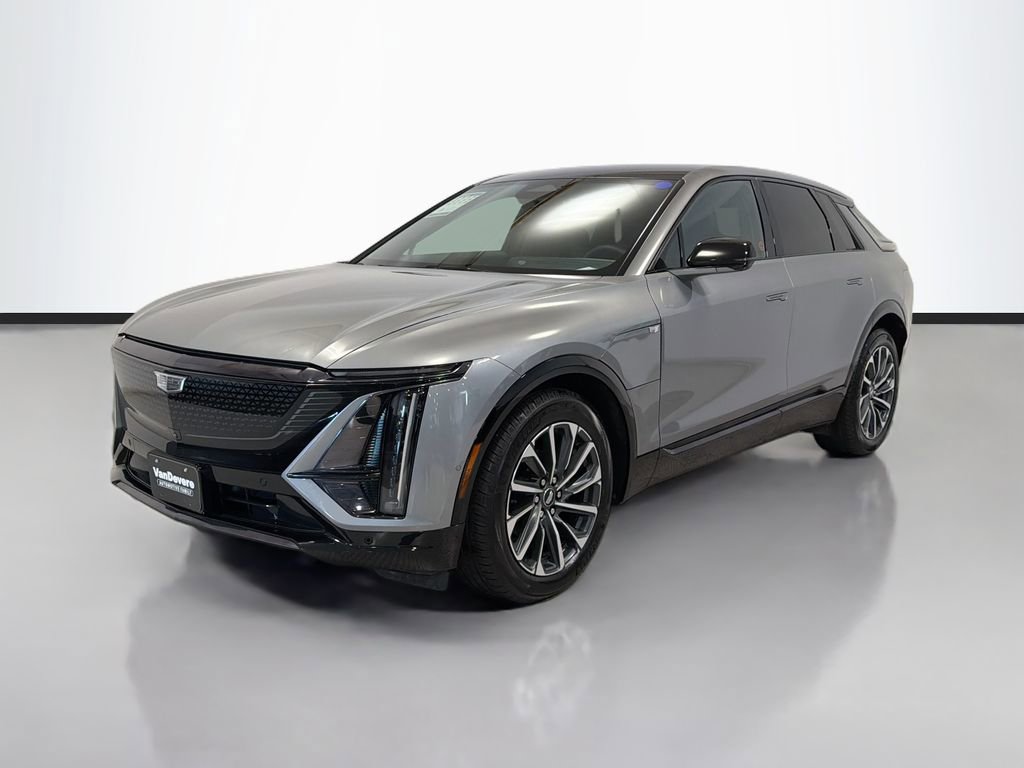 Used 2024 Cadillac Lyriq Sport AWD/4WD image 5